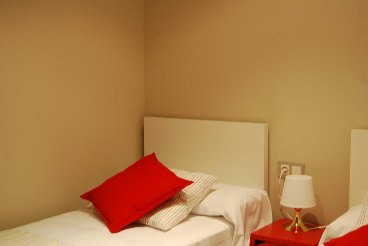 Centrico Nuevo Dos Banos Parking Appartement Sevilla Buitenkant foto